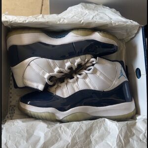 Mens White and Navy Shoes with Light Blue Jumpman